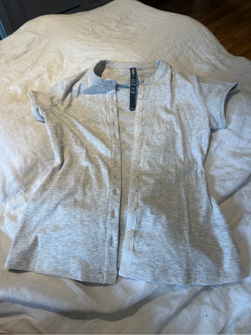Vuori Light Heather Gray Short Sleeve Button Front Top